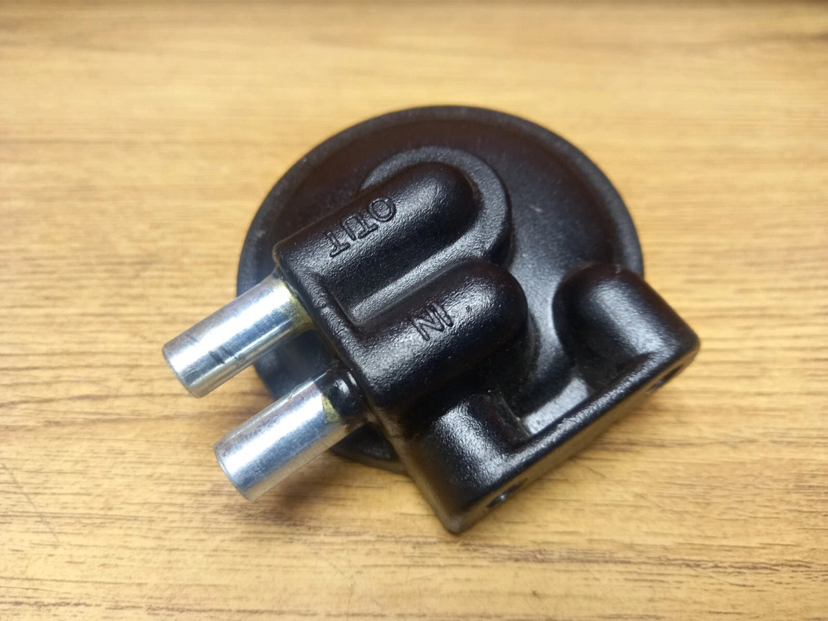 OIL FILTER MOUNTING BLOCK - NORTON COMMANDO OR OTHER BRITISH / CUSTOM - 06-3139
