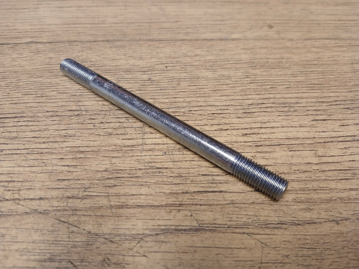 TRIUMPH 3TA LONG ENGINE MOUNTING STUD - 70-3695