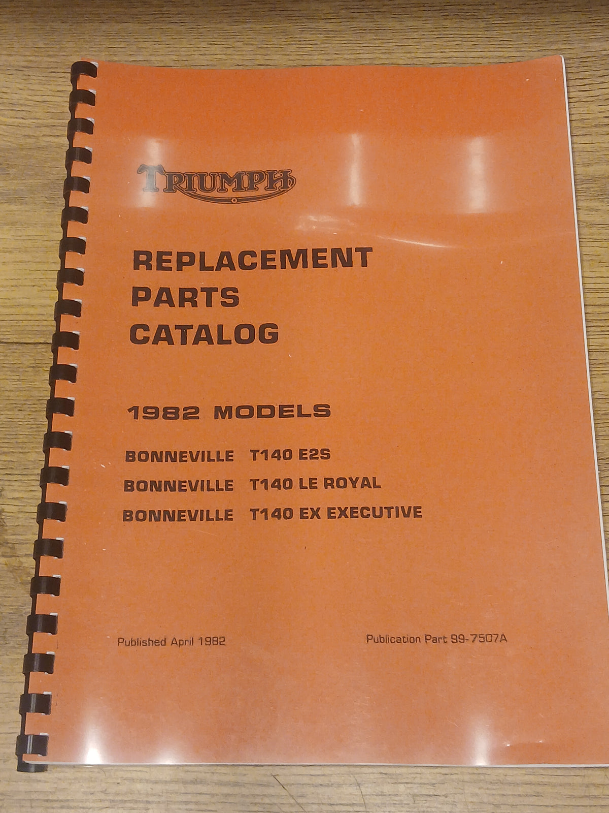 TRIUMPH T140E BONNEVILLE T140ES ELECTRIC START PARTS BOOK MANUAL 1982 - TP54A