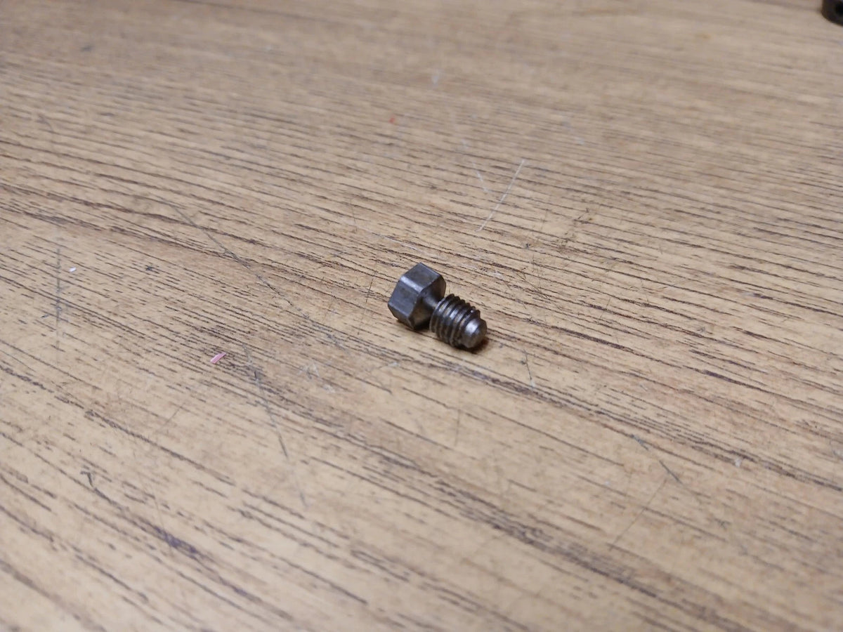 TRIUMPH TR6 T120 TR7 T140 T160 NORTON COMMANDO STEERING LOCK GRUB SCREW 21-0578