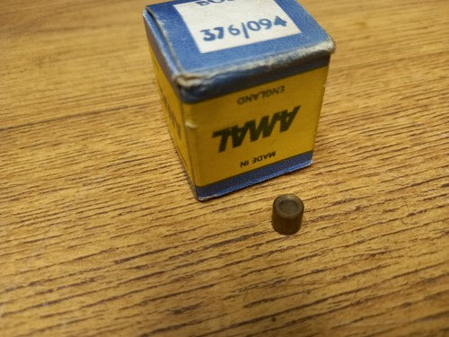 AMAL MONOBLOC CARB FLOAT SPINDLE BUSH BSA NORTON TRIUMPH - 376/094