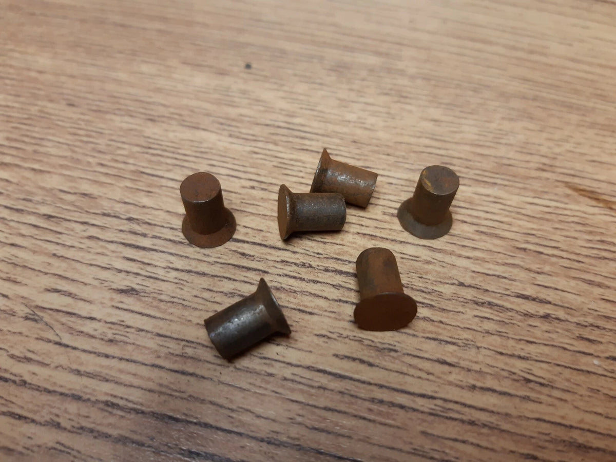 TRIUMPH T160 TRIDENT CLUTCH SHOCK ABSOBER SPIDER CENTRE RIVETS x 6 - 57-3703