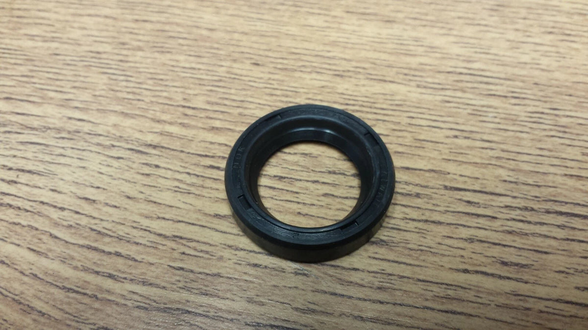 TRIUMPH T140 TR7 TSS TSX BONNEVILLE CLUTCH BACKING PLATE OIL SEAL 60-3500