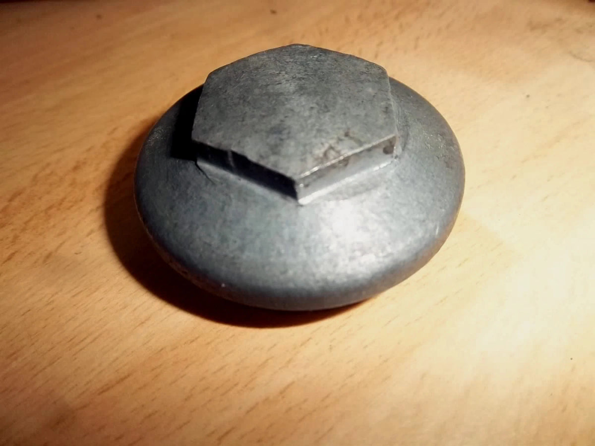ORIGINAL TRIUMPH PRE-UNIT ROCKER BOX TAPPET - GEARBOX INSPECTION CAP - 70-1564