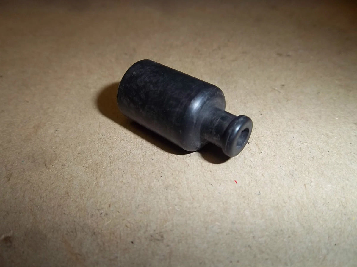 TRIUMPH T100 T120 TR6 T140 ALTERNATOR CABLE INNER PRIMARY RUBBER GROMMET 70-4144