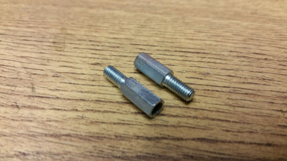 TRIUMPH T120 TR6 T140 T100 UNIT POINTS BACK PLATE PILLAR BOLTS (X2) 70-7680