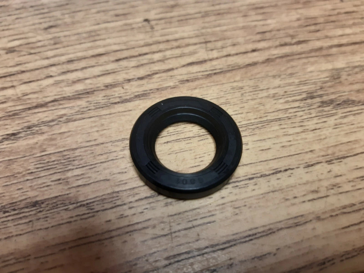 TRIUMPH T140 T120 T150 T160 BONNEVILLE TRIDENT TIM/COVER POINTS OIL SEAL 70-6387