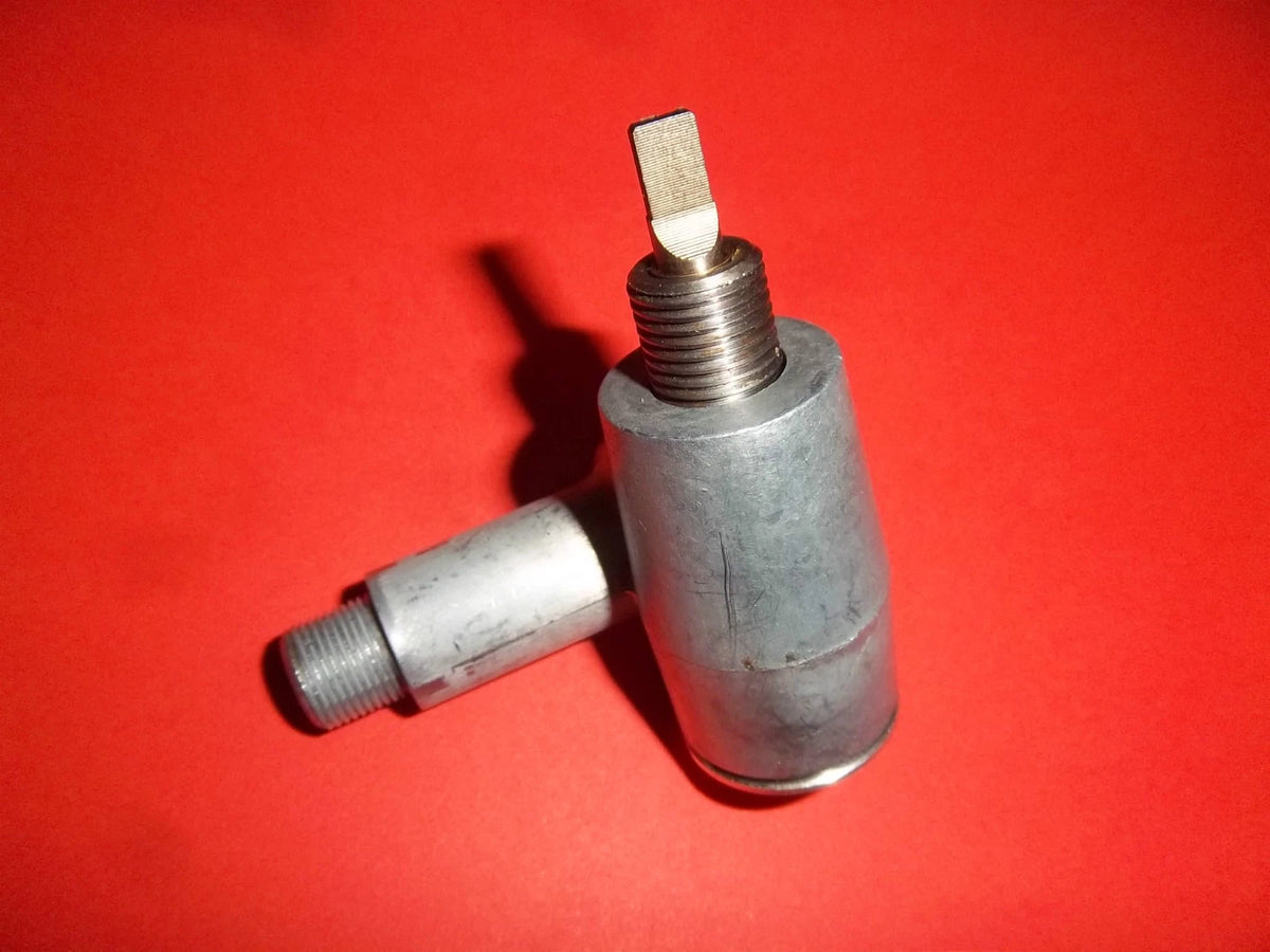 TRIUMPH T140V TR7 BONNEVILLE 1973-9 TACHOMETER TACHO DRIVE GEARBOX ASSY 71-7011