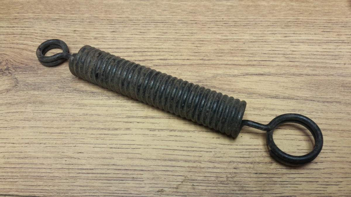 TRIUMPH ORIGINAL P/UNIT REAR STAND SPRING 3T 5T T100 6T TR5 RIGID MODELS 82-0975