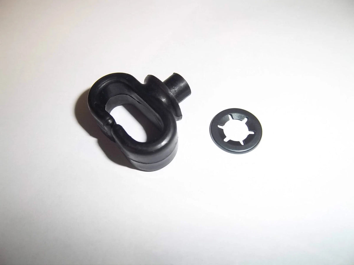 TRIUMPH & BSA A75, T120 TR6 T100 FRONT MUDGUARD FENDER CABLE CLIP 68-73 97-2270