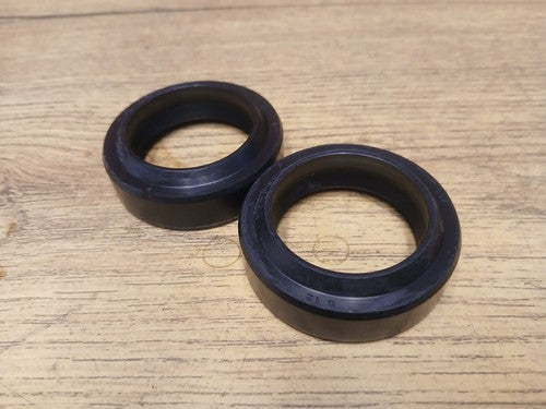 BSA A50 A65 A75 B25SS B50 TRIUMPH T120 T140 T150 T160 FORK OIL SEAL (PR) 97-4001