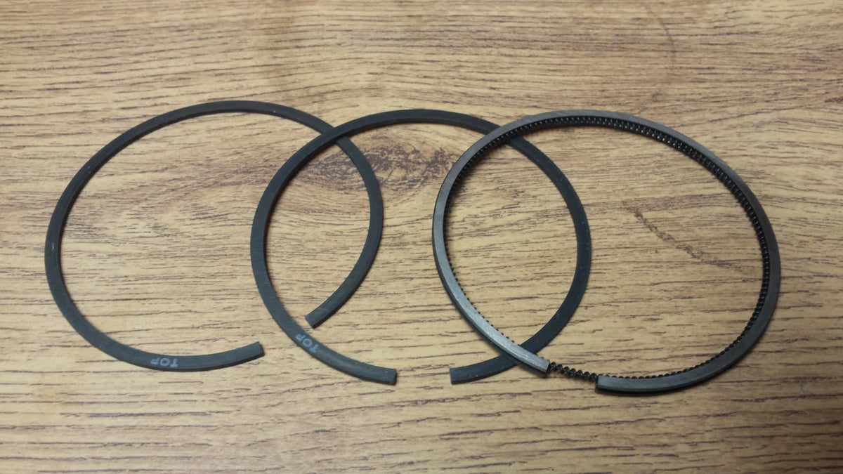 TRIUMPH TR6 T120 BONNEVILLE TROPHY 650 040 PISTON RINGS SET R11050/040 (1)
